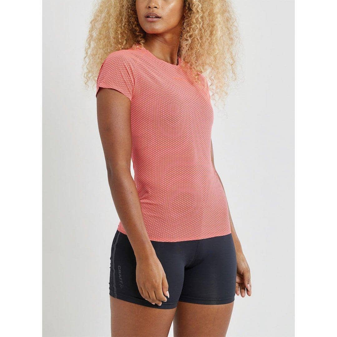 WOMEN'S PRO DRY NANOWEIGHT SS BASELAYER - CRUSH Craft Sportswear NA