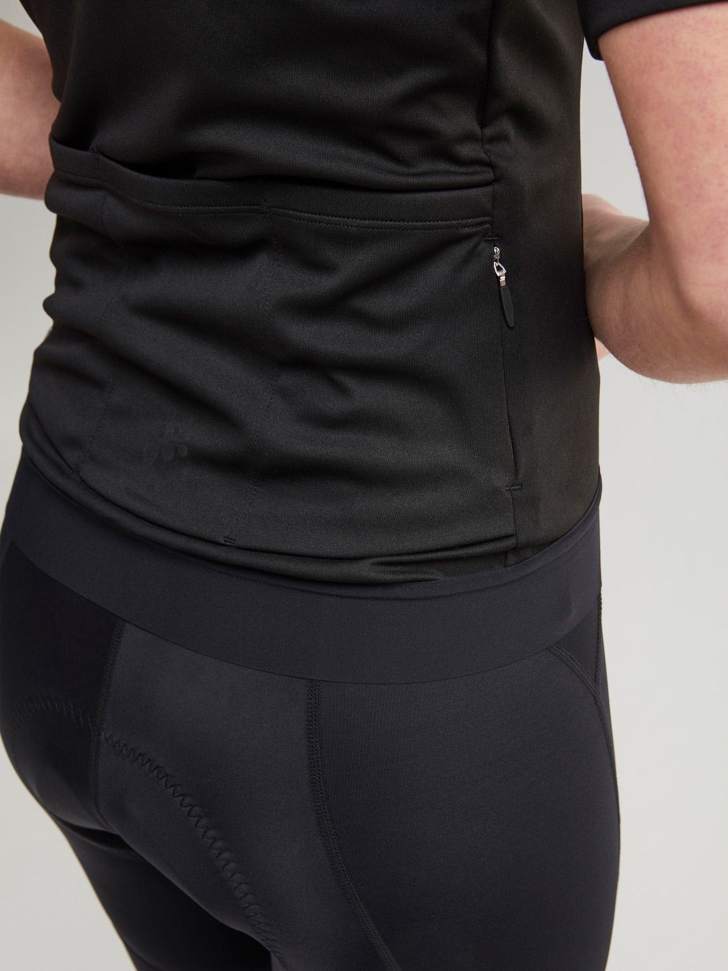 WOMEN'S ESSENCE CYCLING JERSEY - Black Craft Sportswear NA