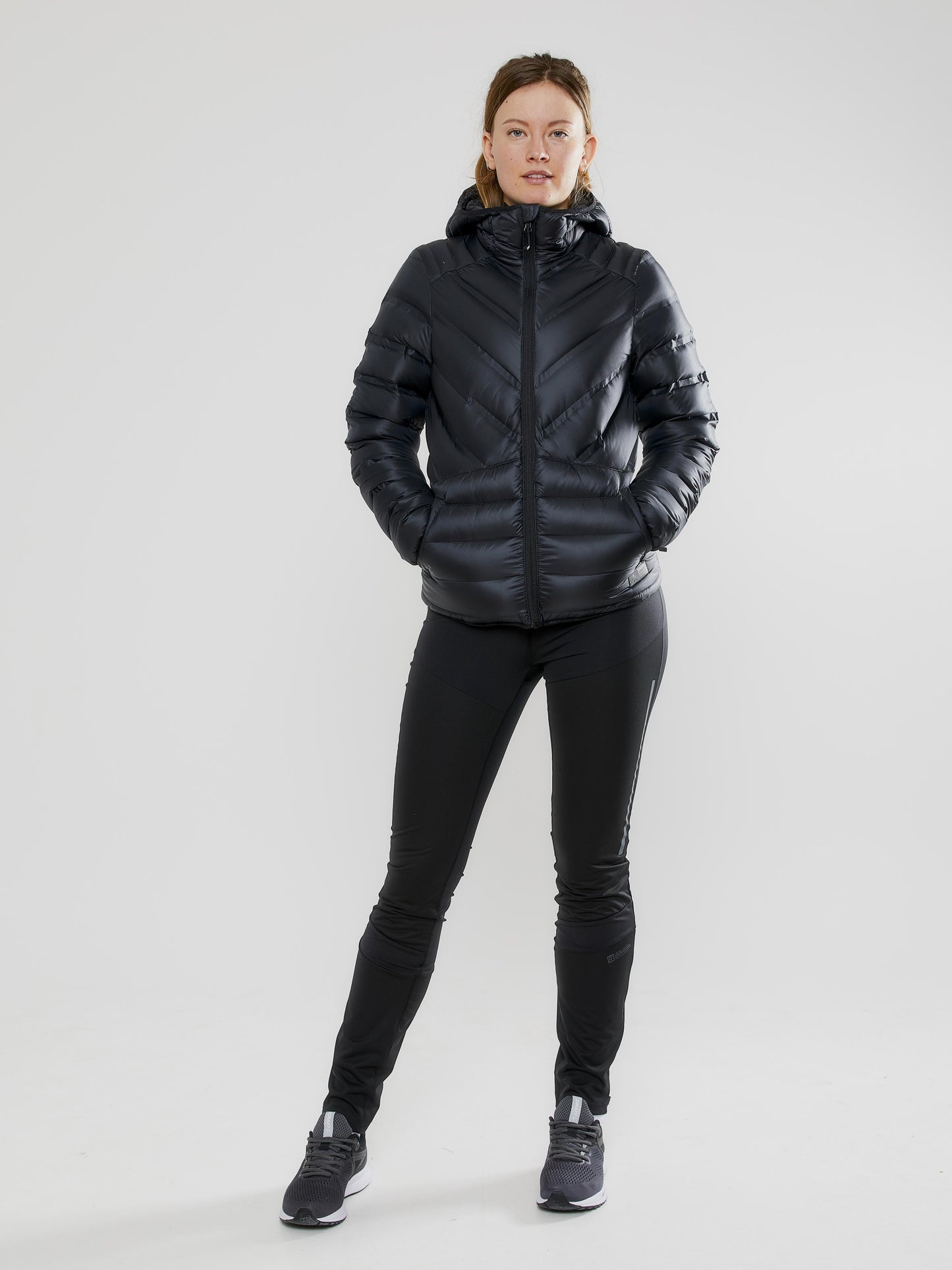WOMEN'S LIGHT DOWN JACKET - Black Craft Sportswear NA
