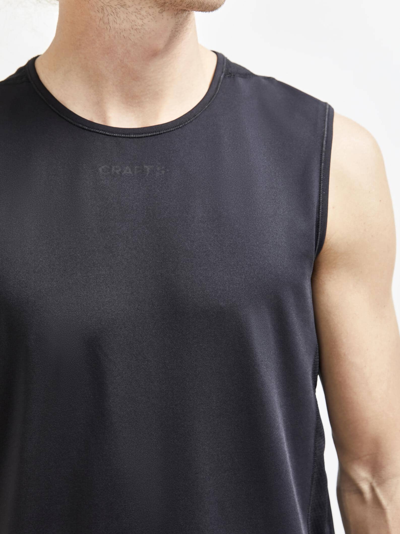 MEN'S ADV ESSENCE SINGLET TRAINING TEE Craft Sportswear NA