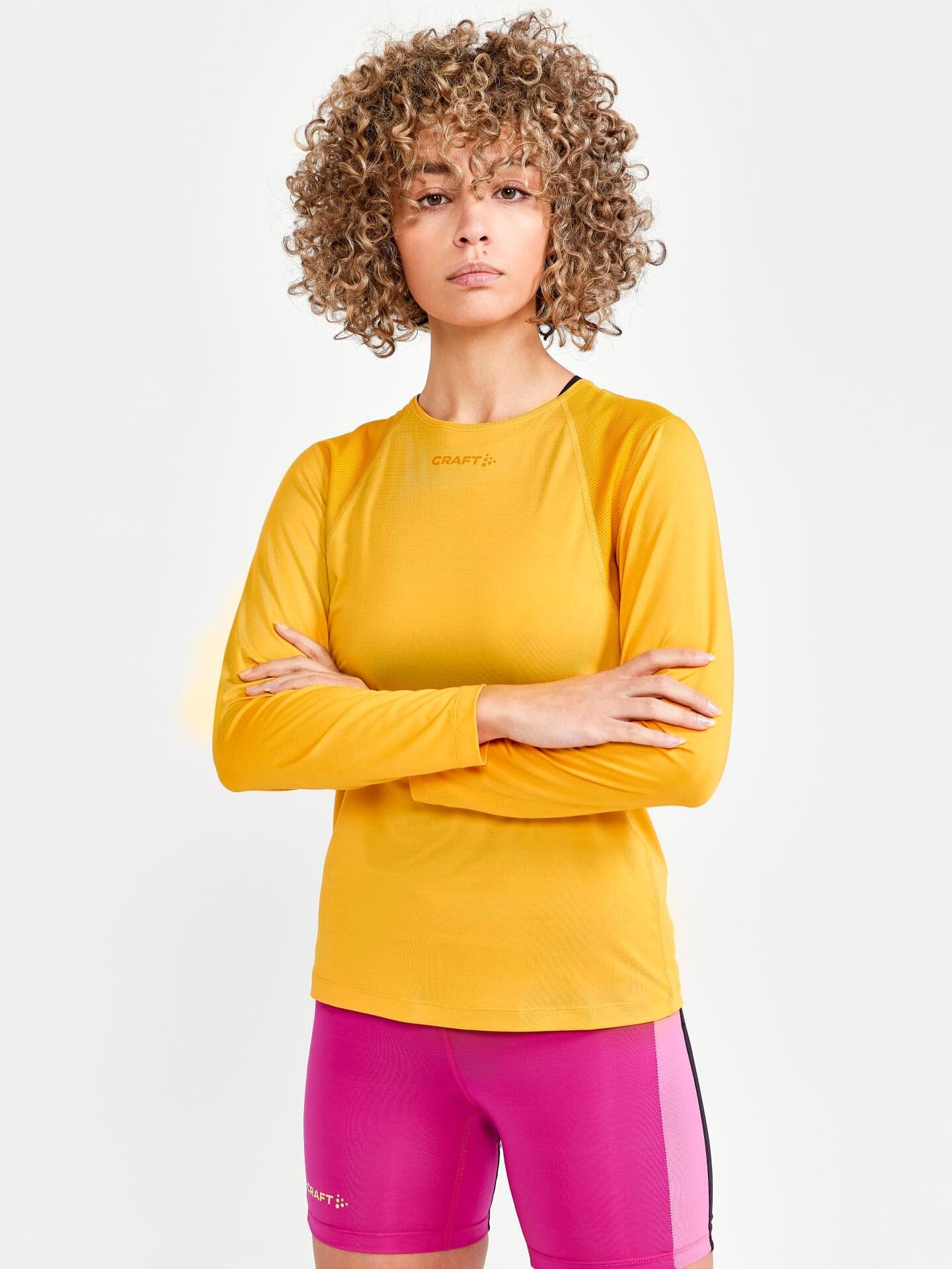 WOMEN'S ADV ESSENCE LONG SLEEVE TRAINING TEE - CALM Craft Sportswear NA