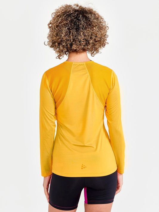 WOMEN'S ADV ESSENCE LONG SLEEVE TRAINING TEE - CALM Craft Sportswear NA