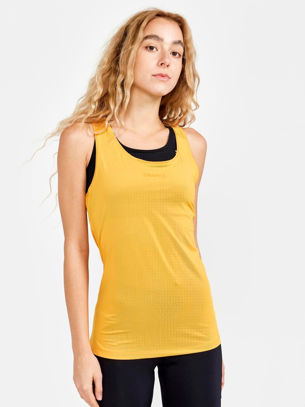 WOMEN'S ADV ESSENCE TRAINING SINGLET Craft Sportswear NA