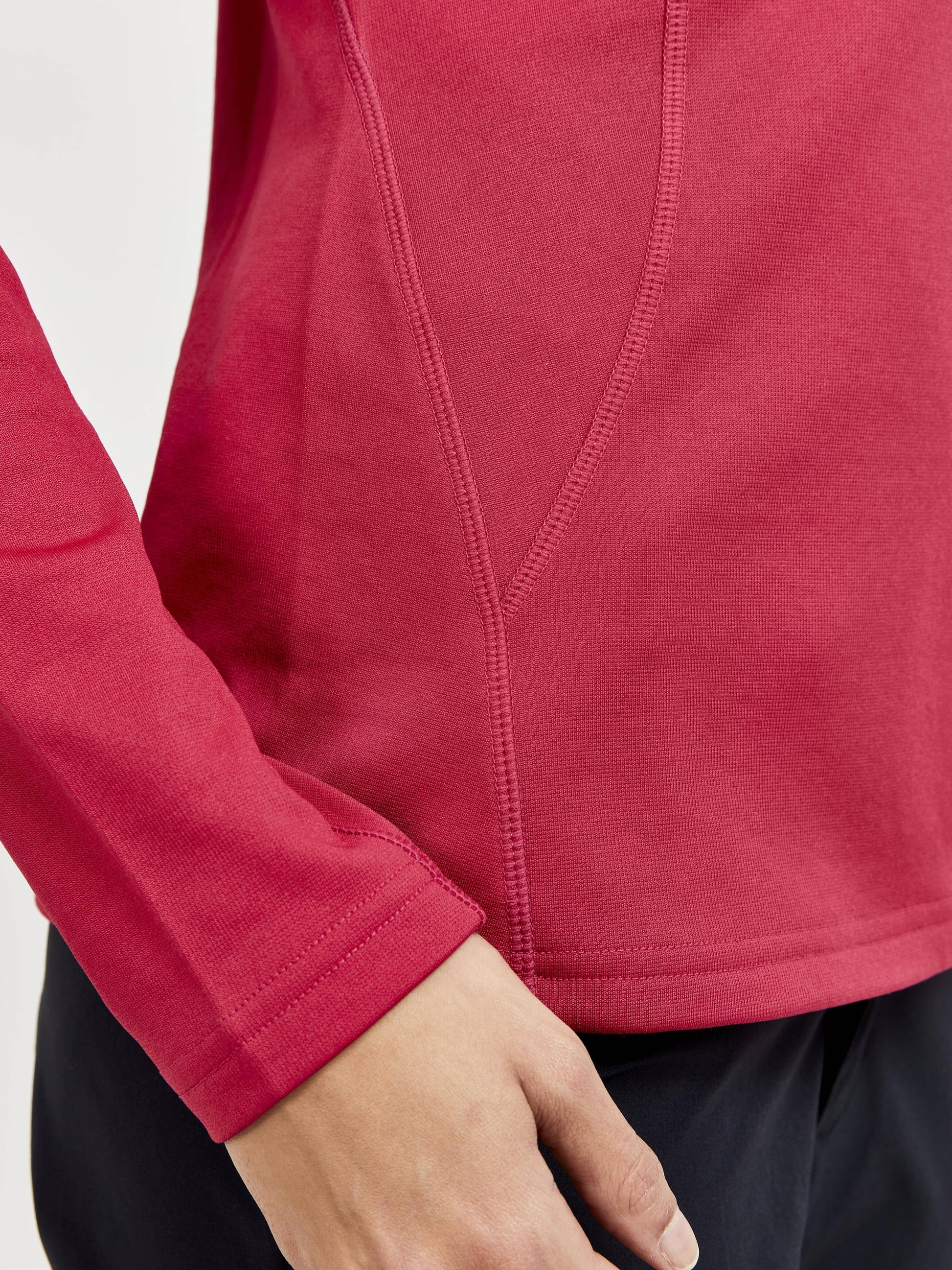 WOMEN'S CORE BEAT THERMAL MIDLAYER - MACHINE Craft Sportswear NA