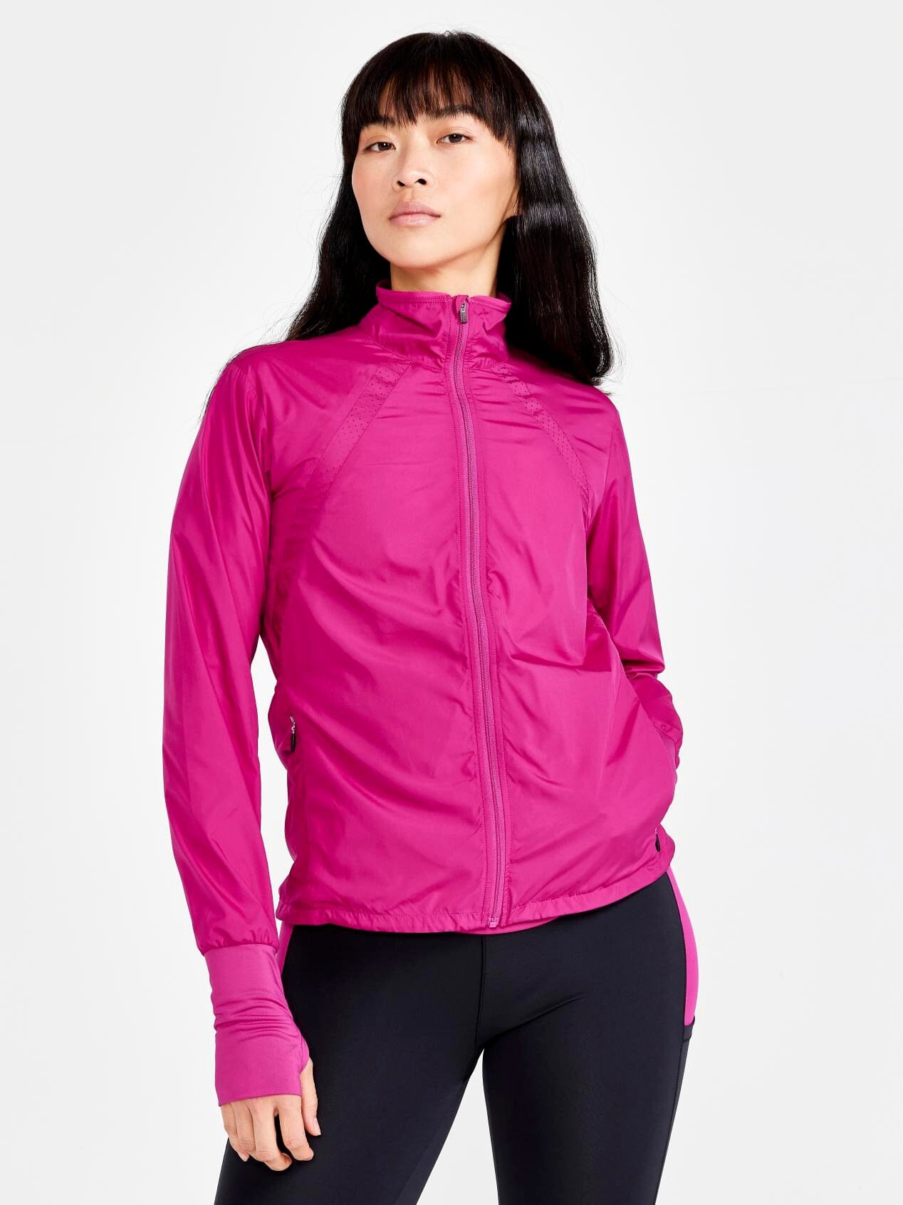 WOMEN'S ADV ESSENCE WIND JACKET Craft Sportswear NA