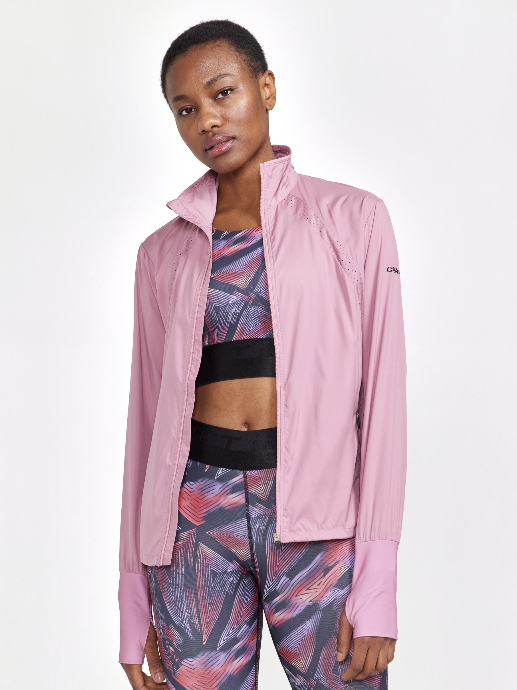 WOMEN'S ADV ESSENCE WIND JACKET Craft Sportswear NA