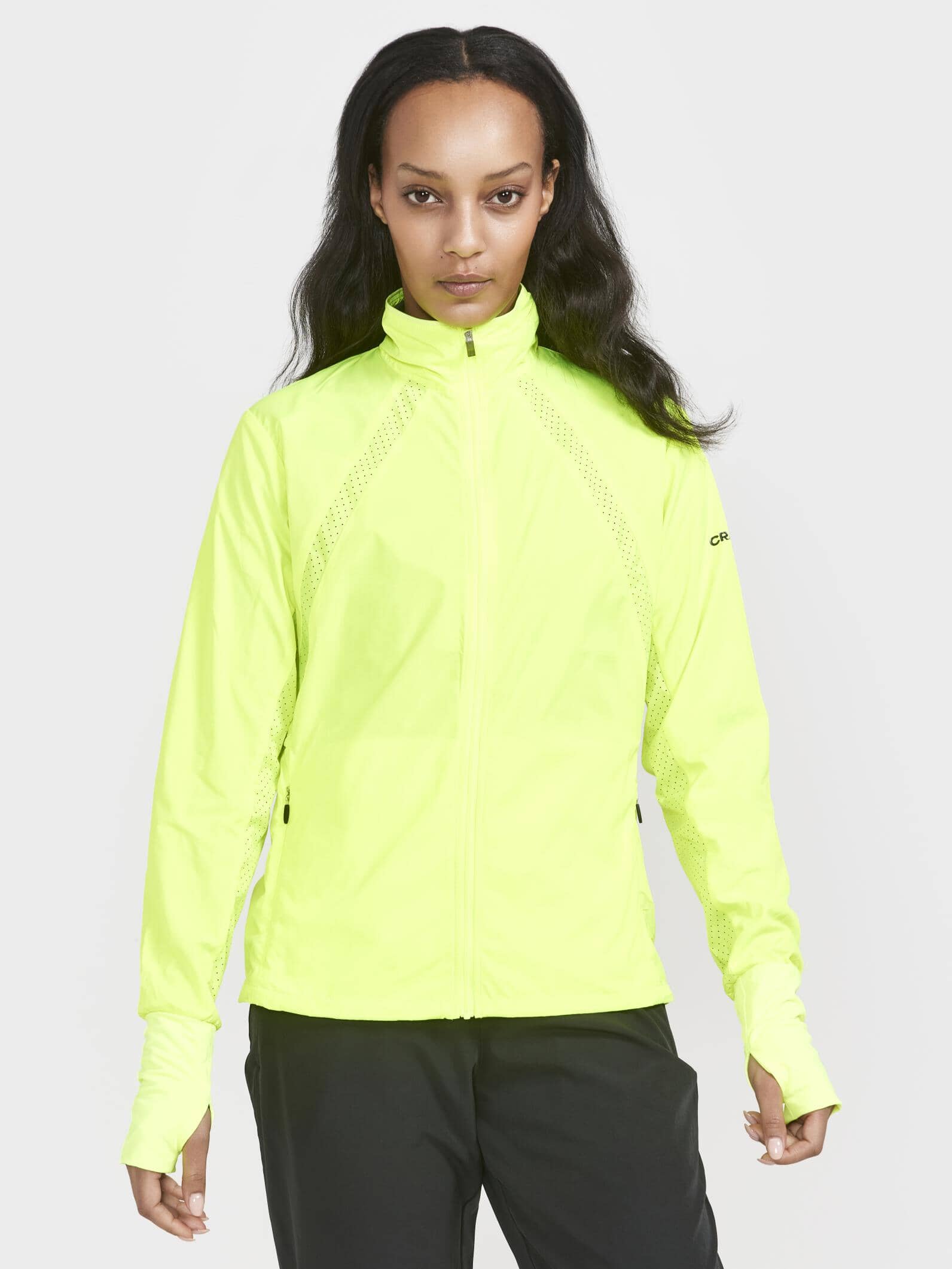 WOMEN'S ADV ESSENCE WIND JACKET Craft Sportswear NA