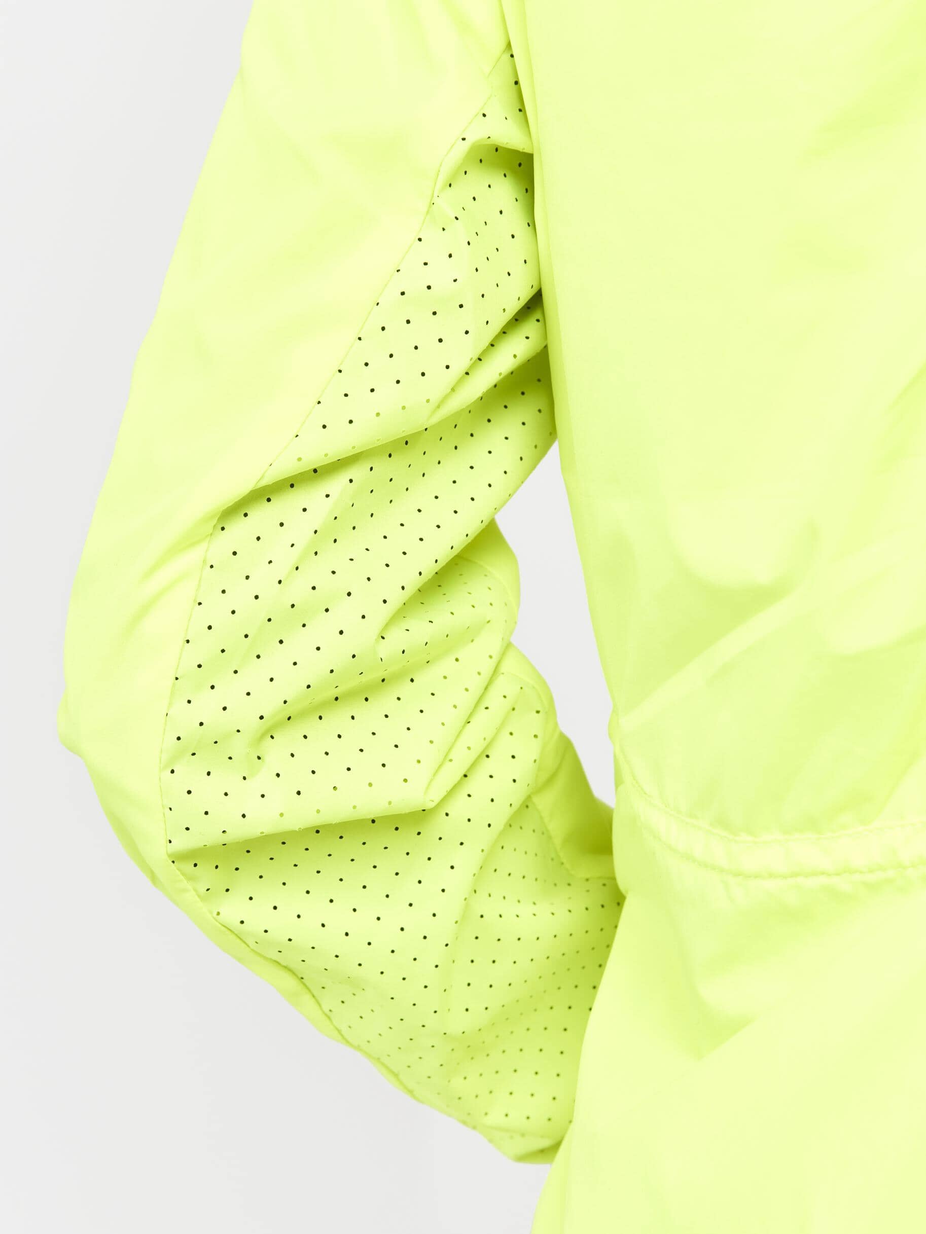 WOMEN'S ADV ESSENCE WIND JACKET Craft Sportswear NA