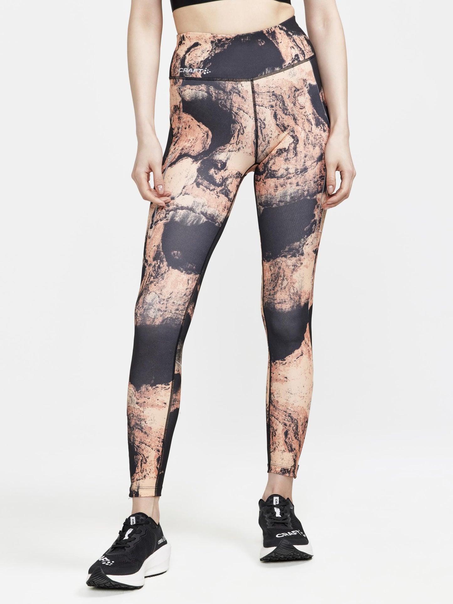 WOMEN'S ADV ESSENCE RUNNING TIGHTS - GLOW-MULTI Craft Sportswear NA