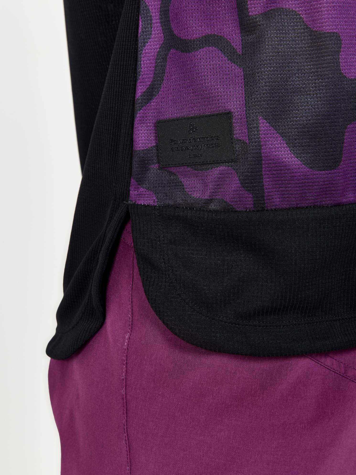 Women's CORE Gravel Short Sleeve Tee - BLOSSOM-BLACK Craft Sportswear NA