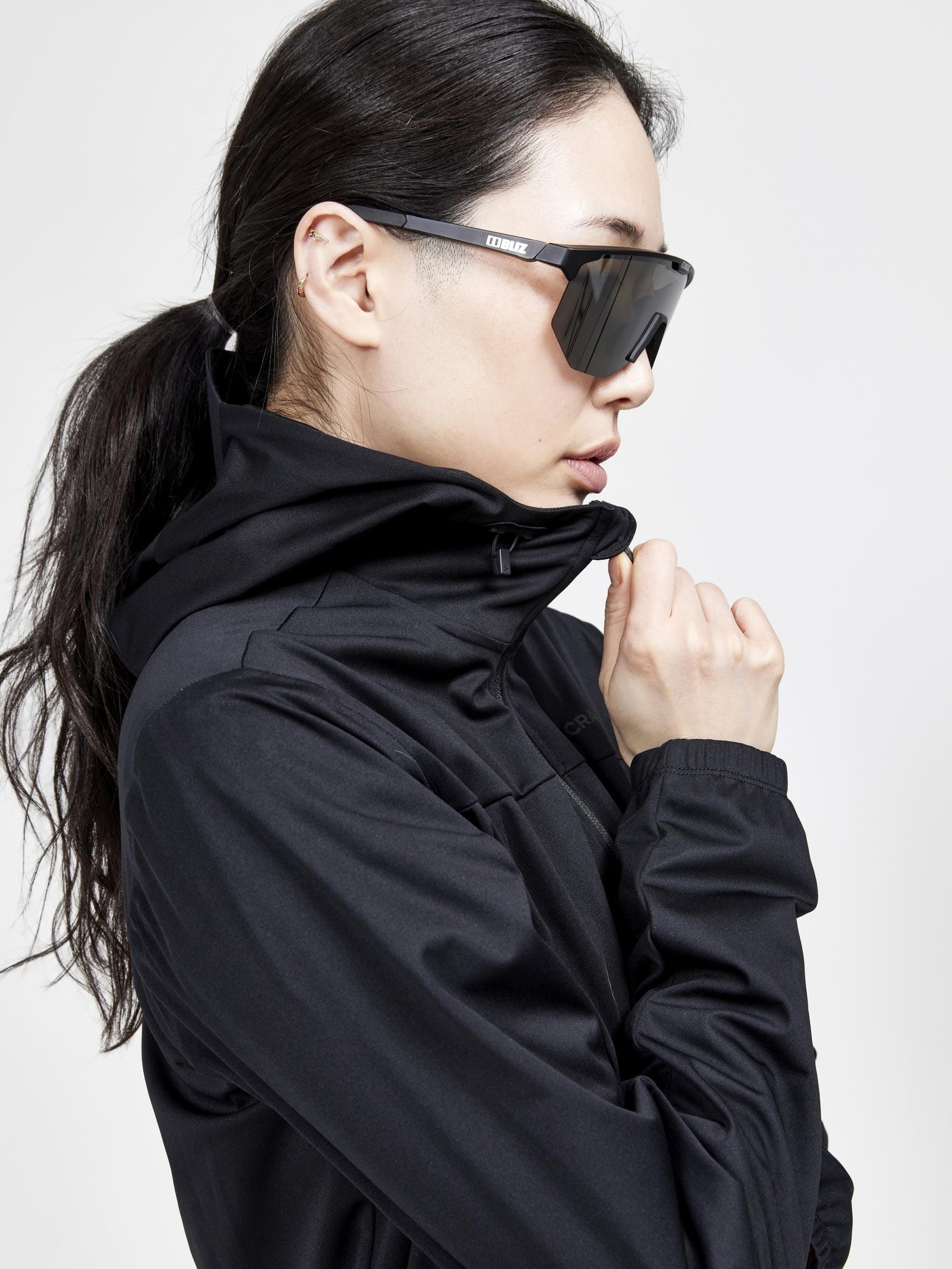 Women's ADV Essence Hydro Jacket - Black Craft Sportswear NA