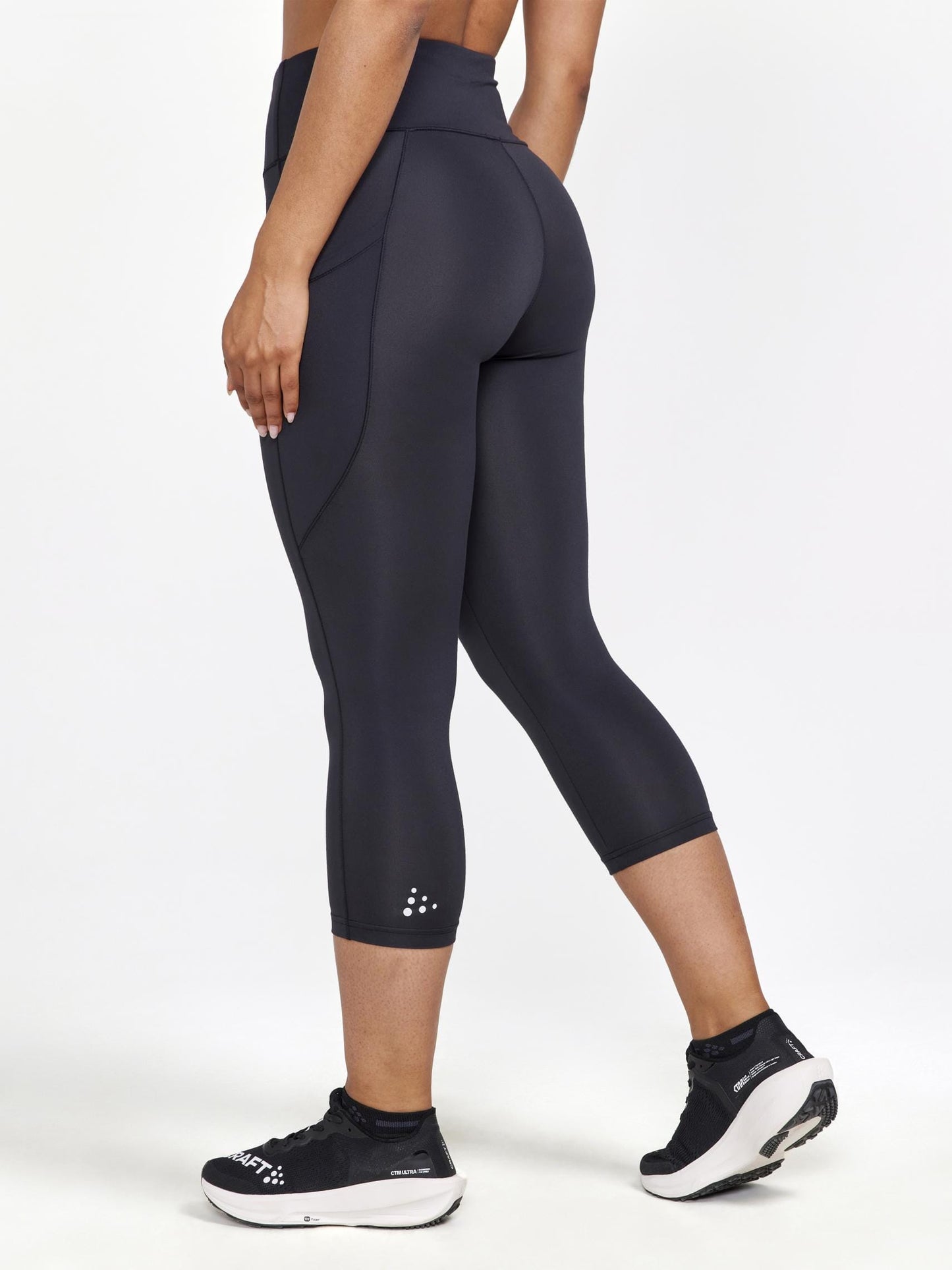 Women's ADV Essence Capri Training Tights 2 - Black Craft Sportswear NA