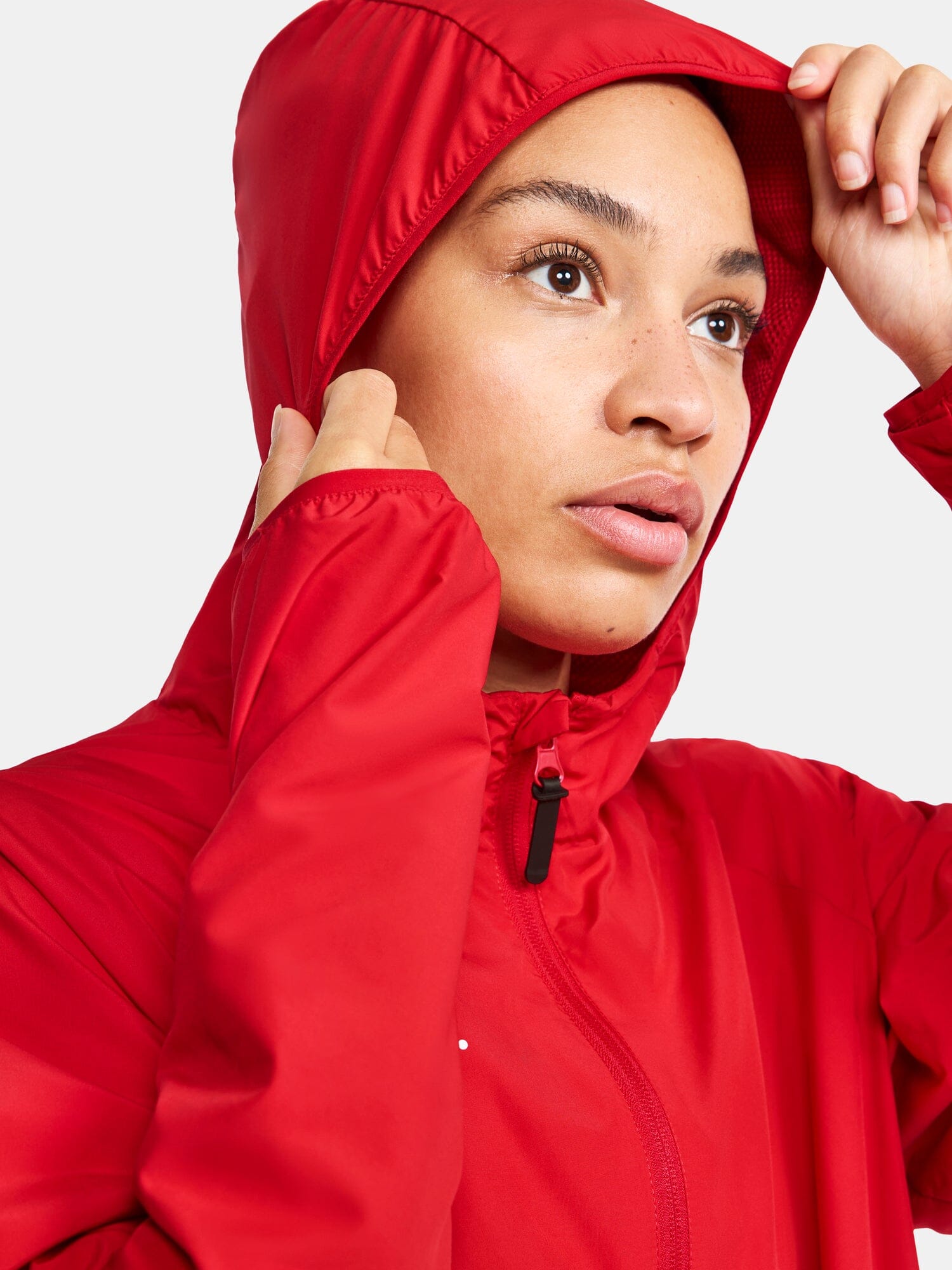 Women's Squad Wind Jacket - Bright Red Women's Jackets and Vests Craft Sportswear NA
