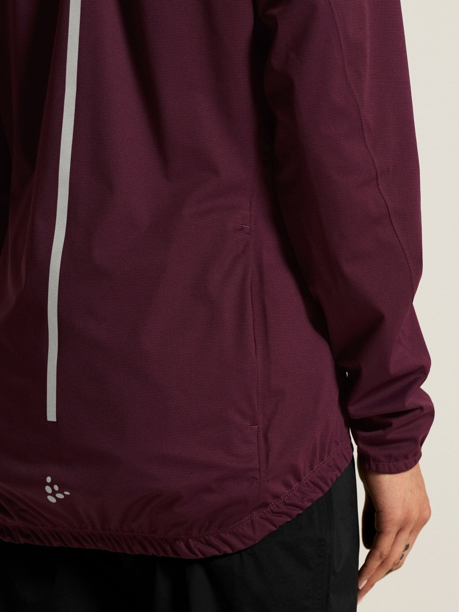 Women's ADV Endur Hydro Cycling Jacket - Wild Berries Craft Sportswear NA