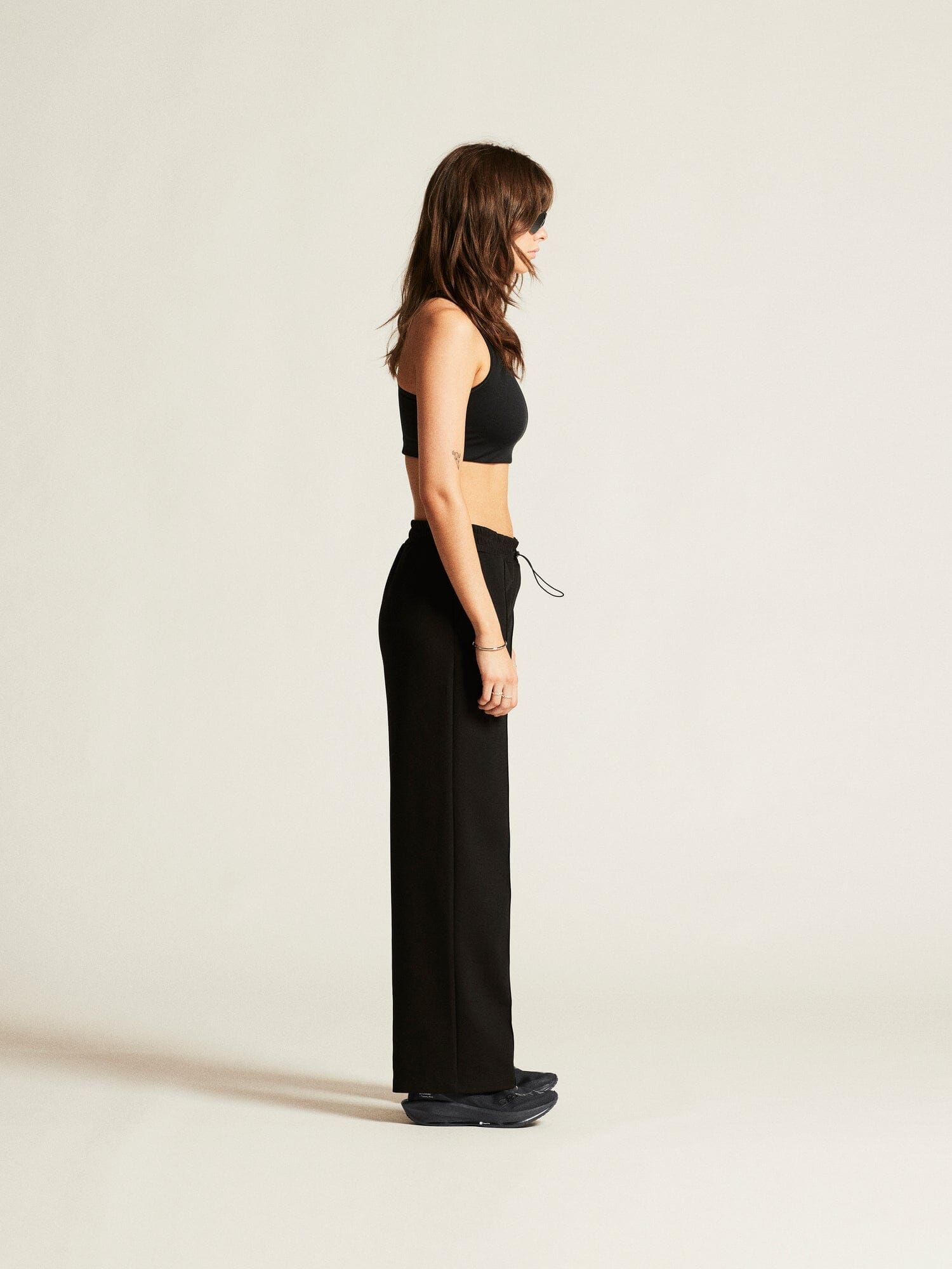 WOMEN'S ADV JOIN WIDE SWEAT PANT - Black Craft Sportswear NA