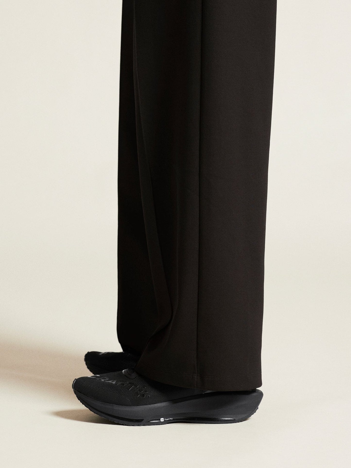 WOMEN'S ADV JOIN WIDE SWEAT PANT - Black Craft Sportswear NA