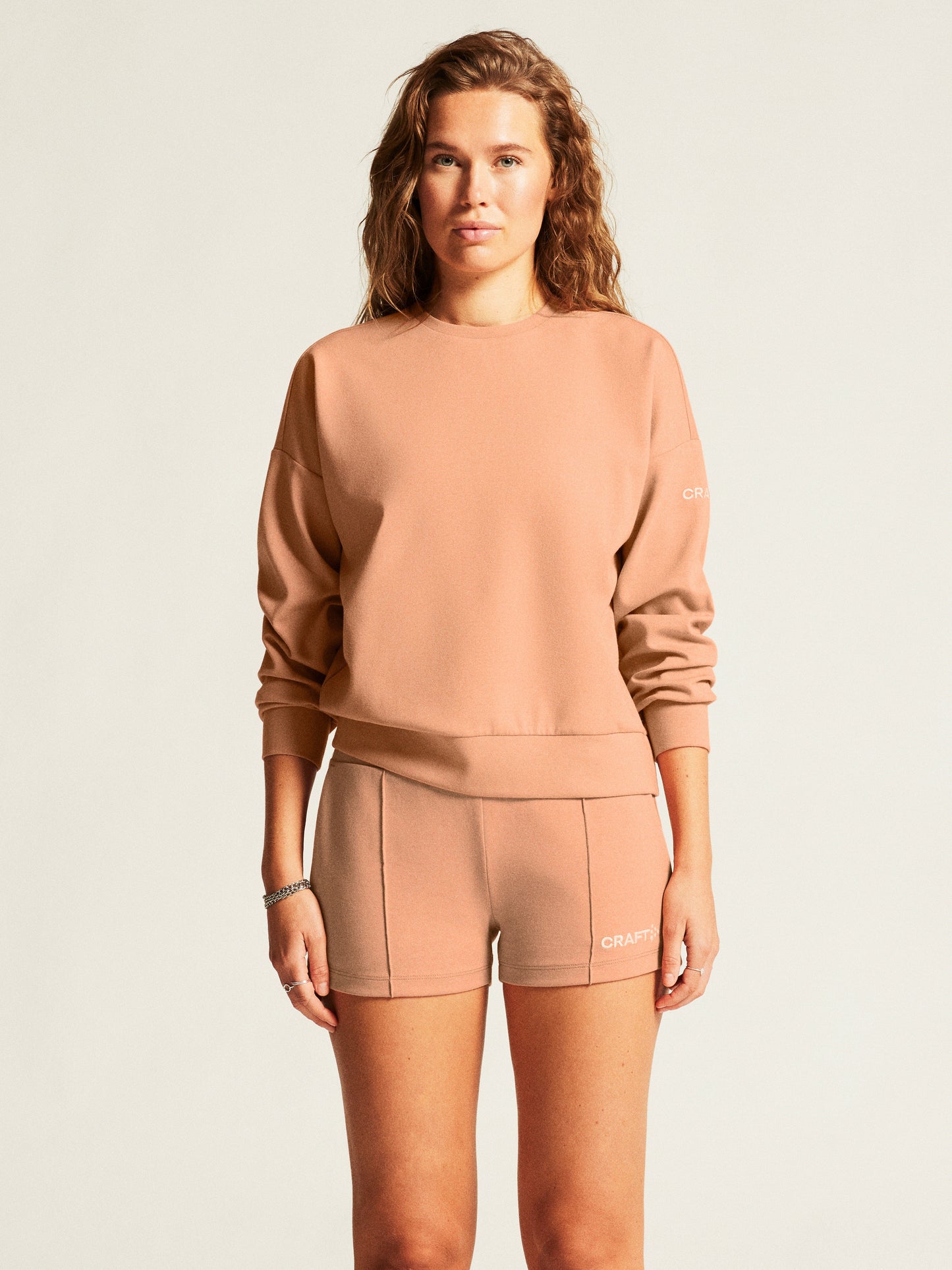 WOMEN'S ADV JOIN SWEATSHIRT Women's Midlayers and Hoodies Craft Sportswear NA