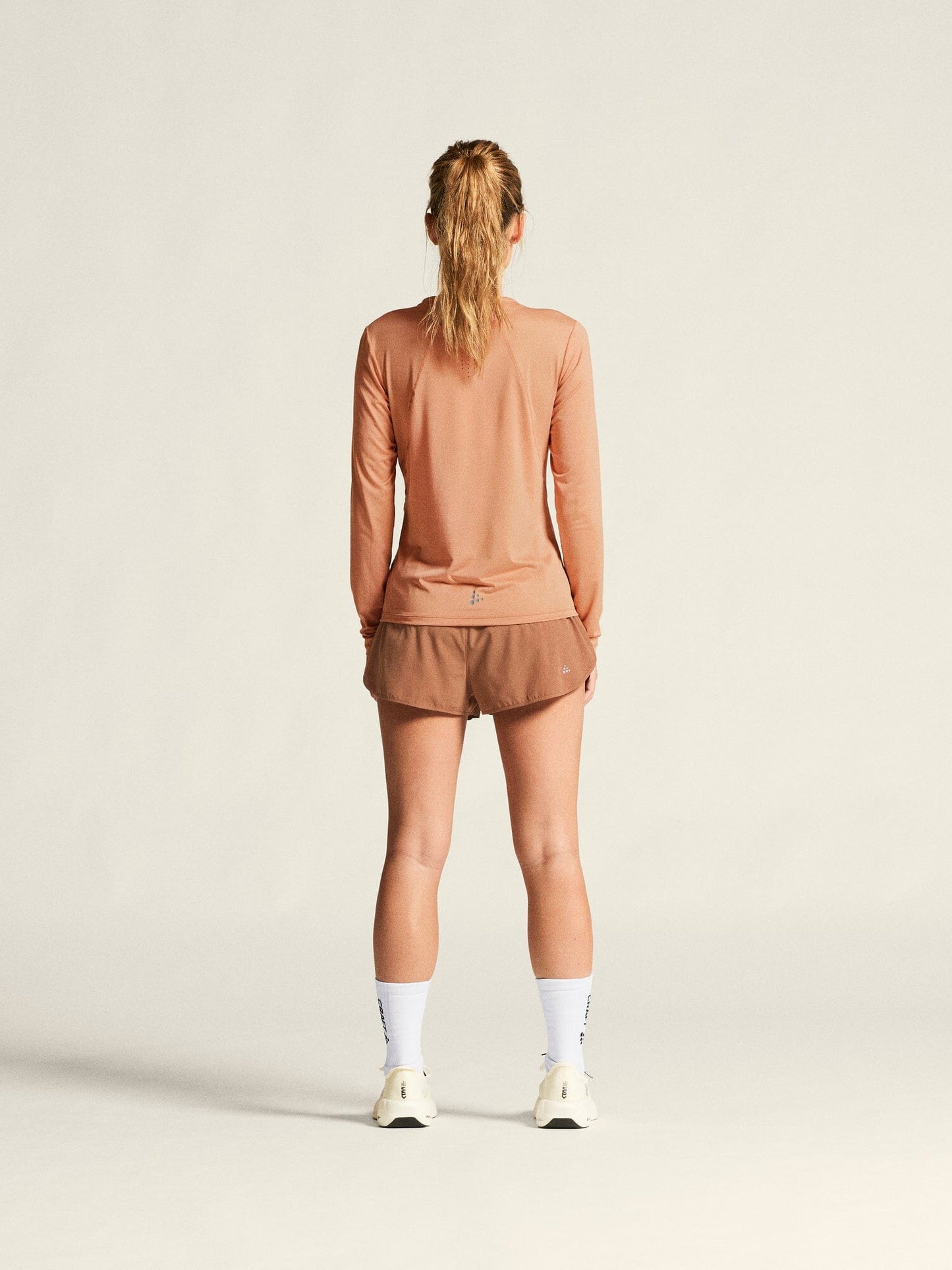 Women's ADV Essence Long Sleeve Tee 2.0 - LIGHT SYRUP Craft Sportswear NA