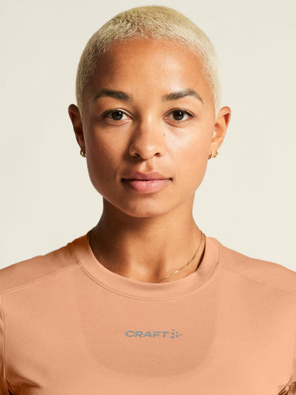 Women's ADV Essence Tee 2 - LIGHT SYRUP Craft Sportswear NA