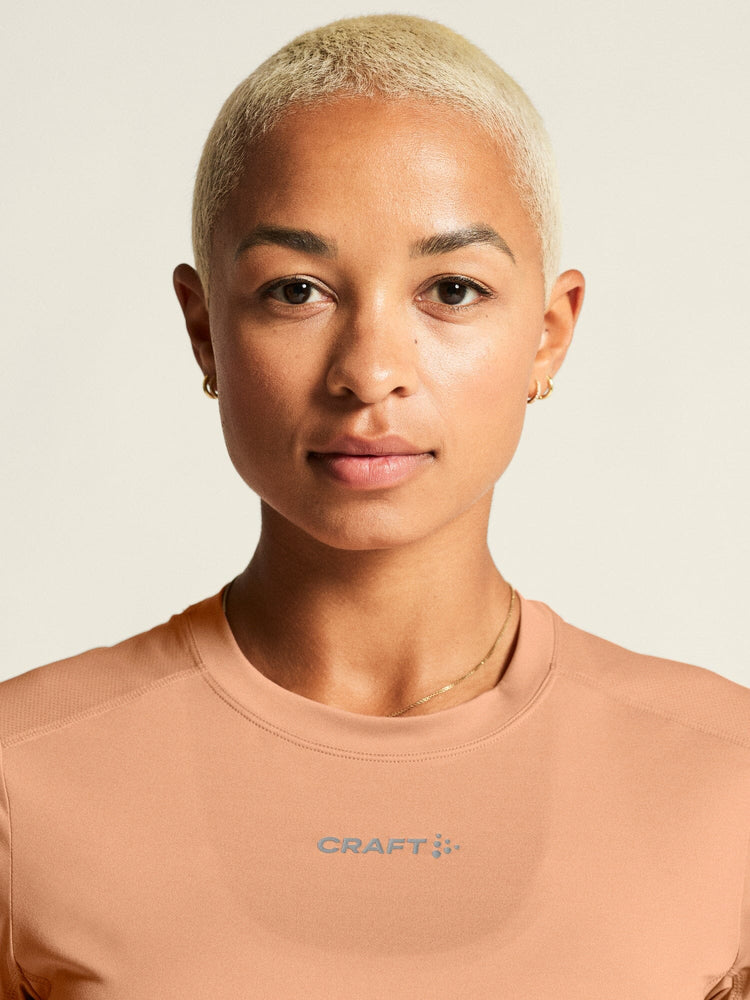 Women's ADV Essence Tee 2 - LIGHT SYRUP Craft Sportswear NA