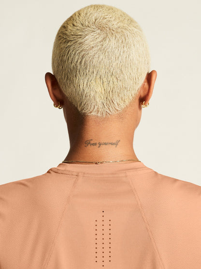 Women's ADV Essence Tee 2 - LIGHT SYRUP Craft Sportswear NA