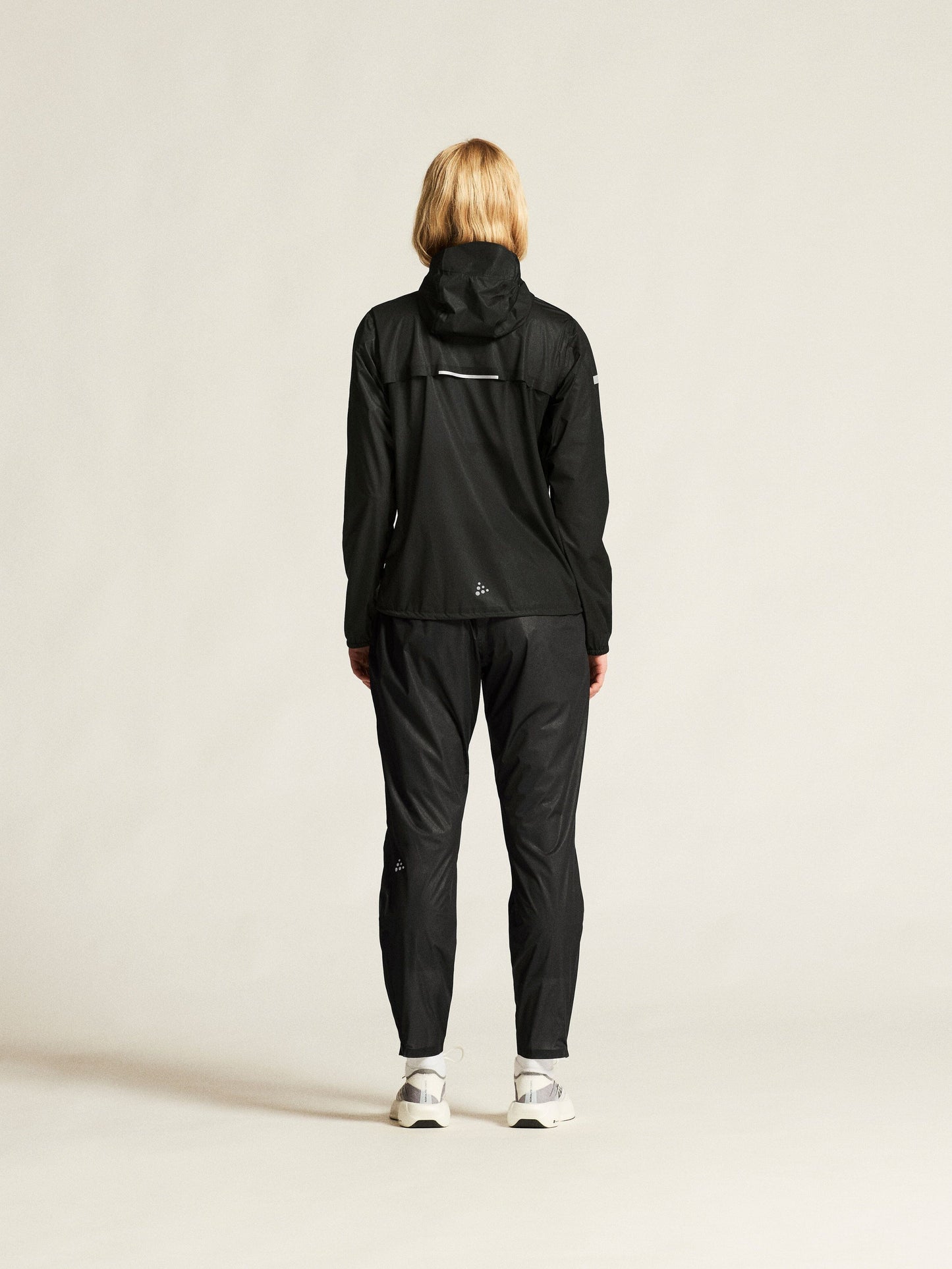 Women's Pro Hydro Lightweight Jacket - Black/Black Women's Jackets and Vests Craft Sportswear NA