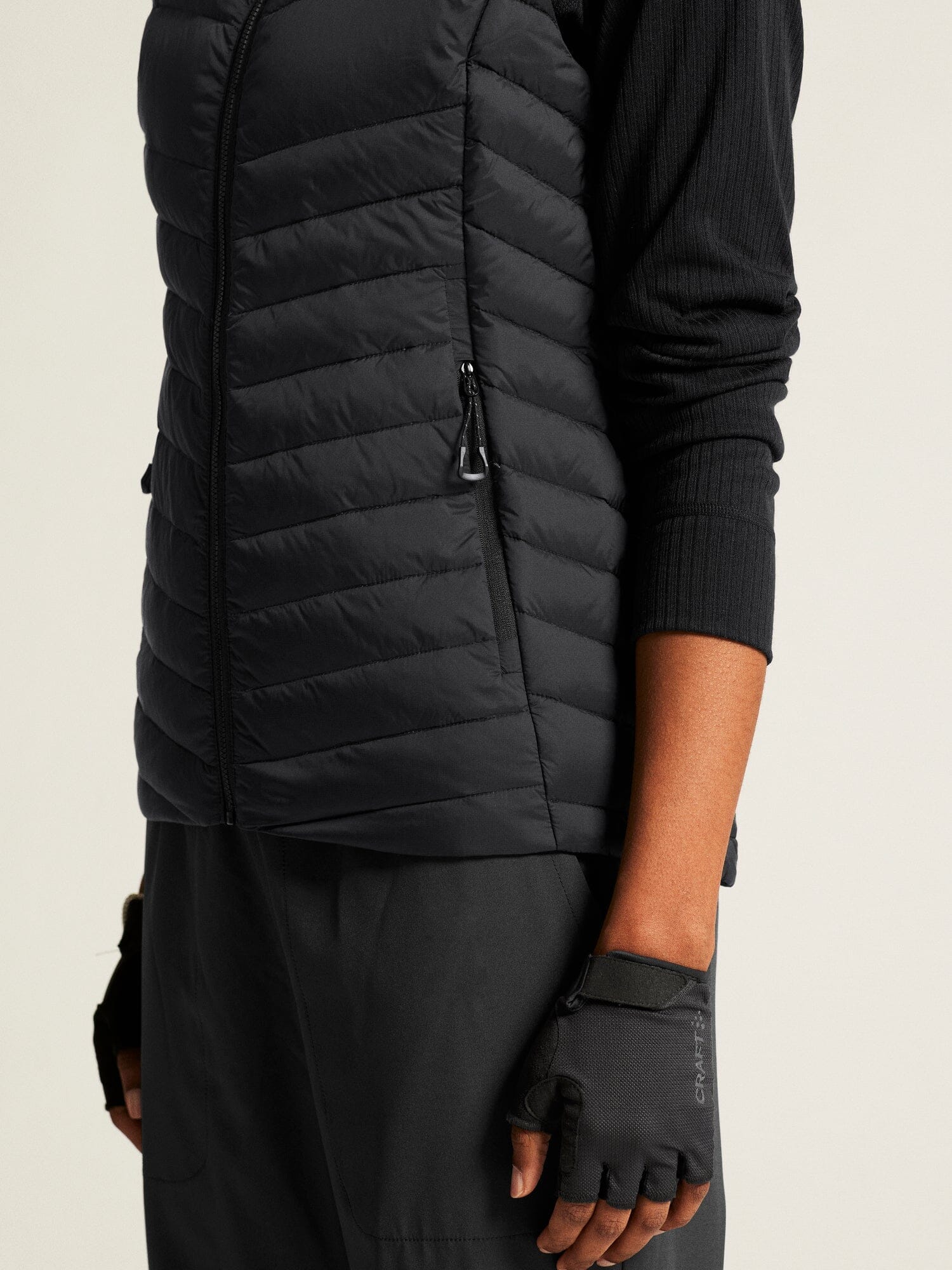 Women's ADV Explore Light Down Vest - Black Craft Sportswear NA
