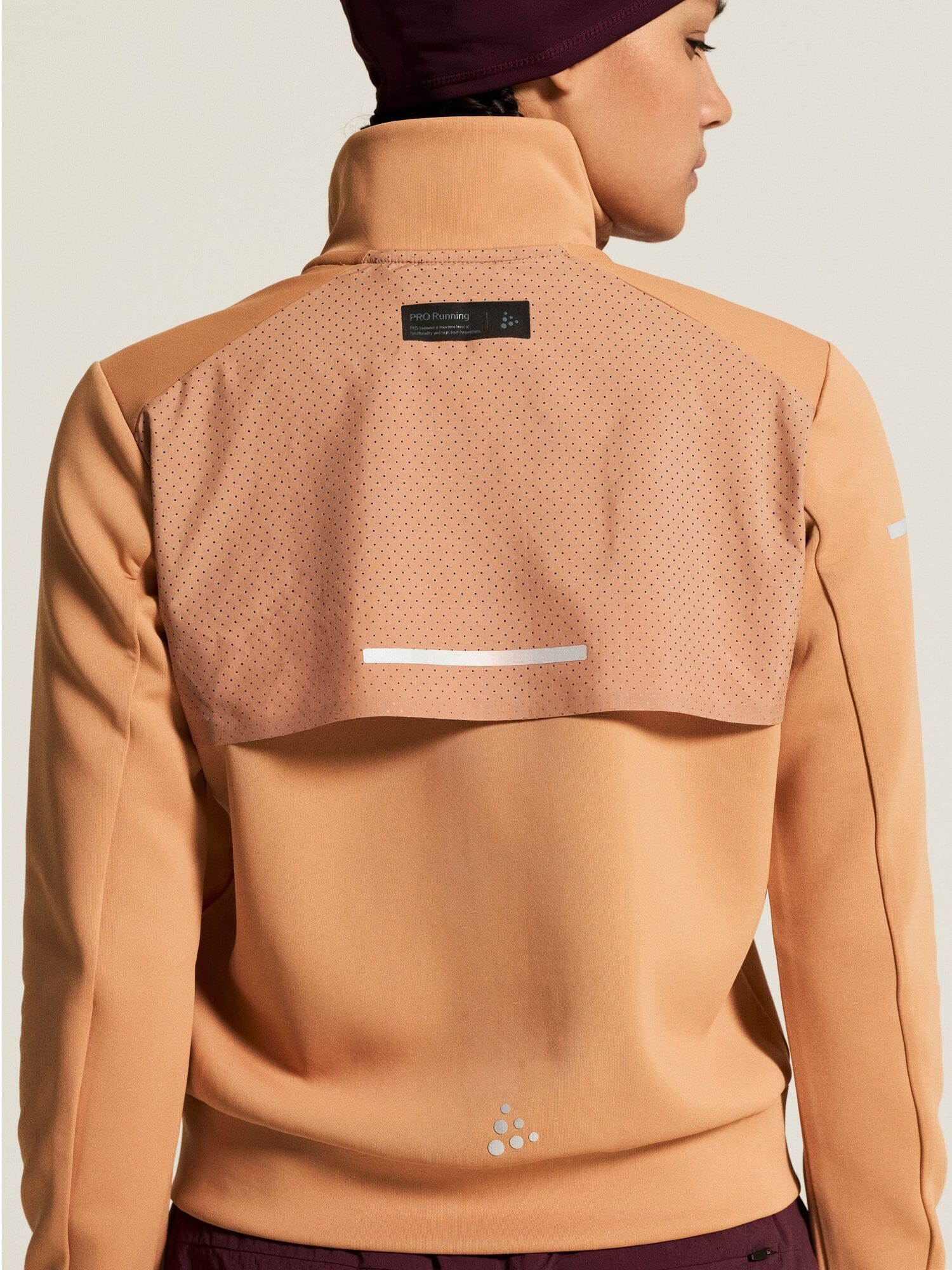 Women's SubZ Running Jacket 4 - Syrup Craft Sportswear NA