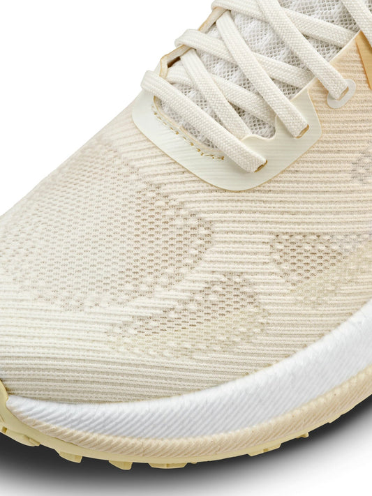Women's Xplor 2 Running Shoe - Ash White/Contrast Beige Craft Sportswear NA