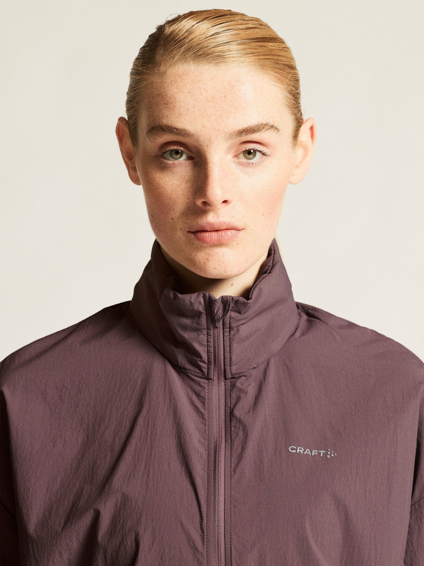 Women's Hypervent Oversized Wind Jacket - Flint Women's Jackets and Vests Craft Sportswear NA
