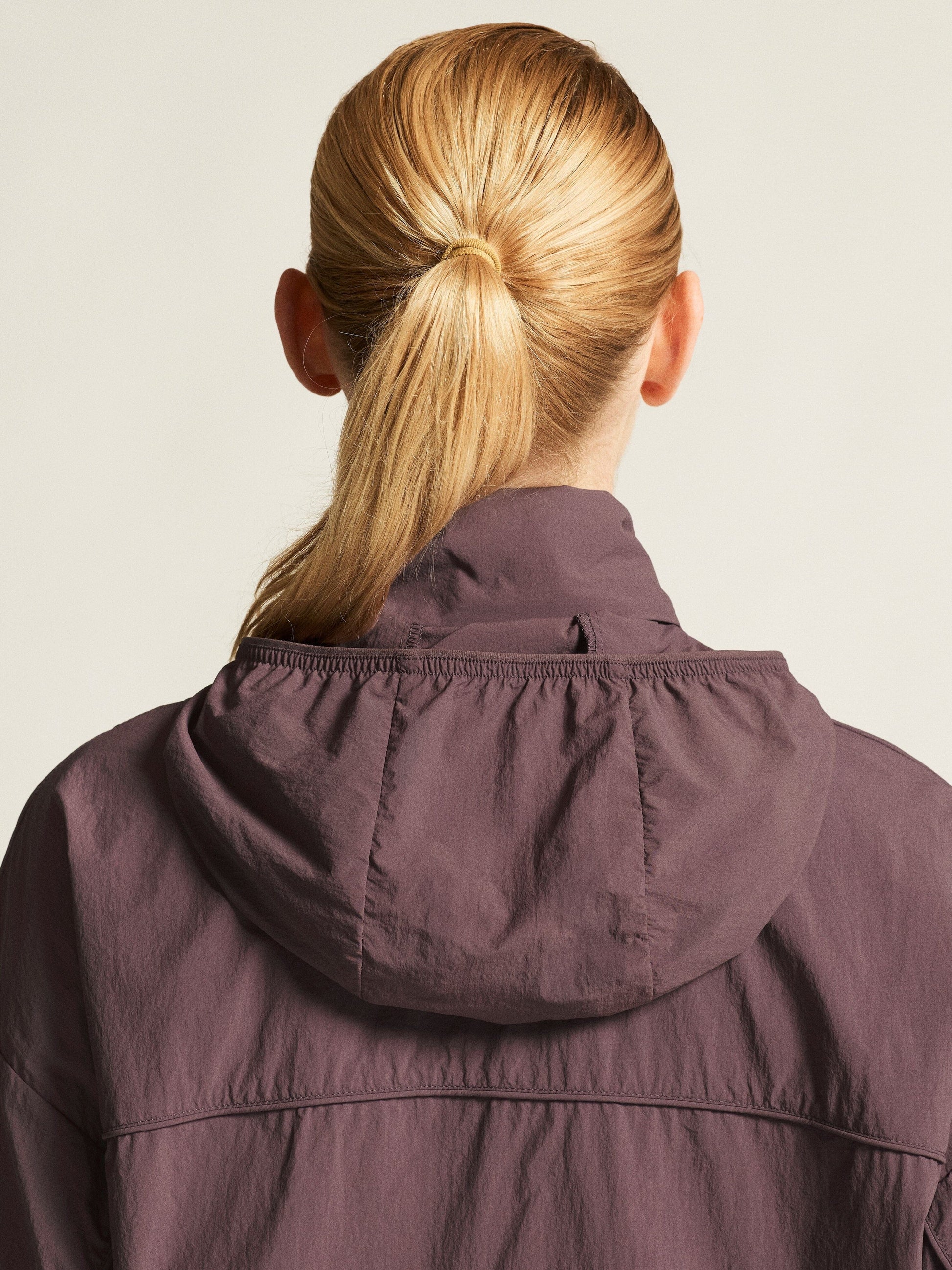 Women's Hypervent Oversized Wind Jacket - Flint Women's Jackets and Vests Craft Sportswear NA