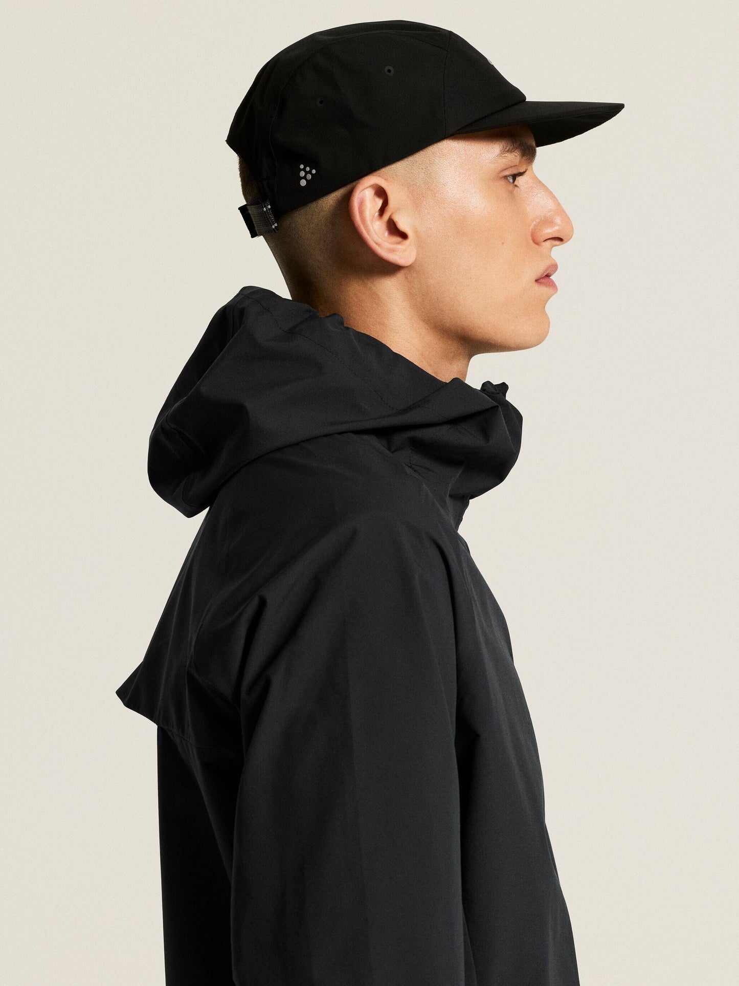 Men's Essence Hydro Jacket 2 - Black Men's Jackets and Vests Craft Sportswear NA