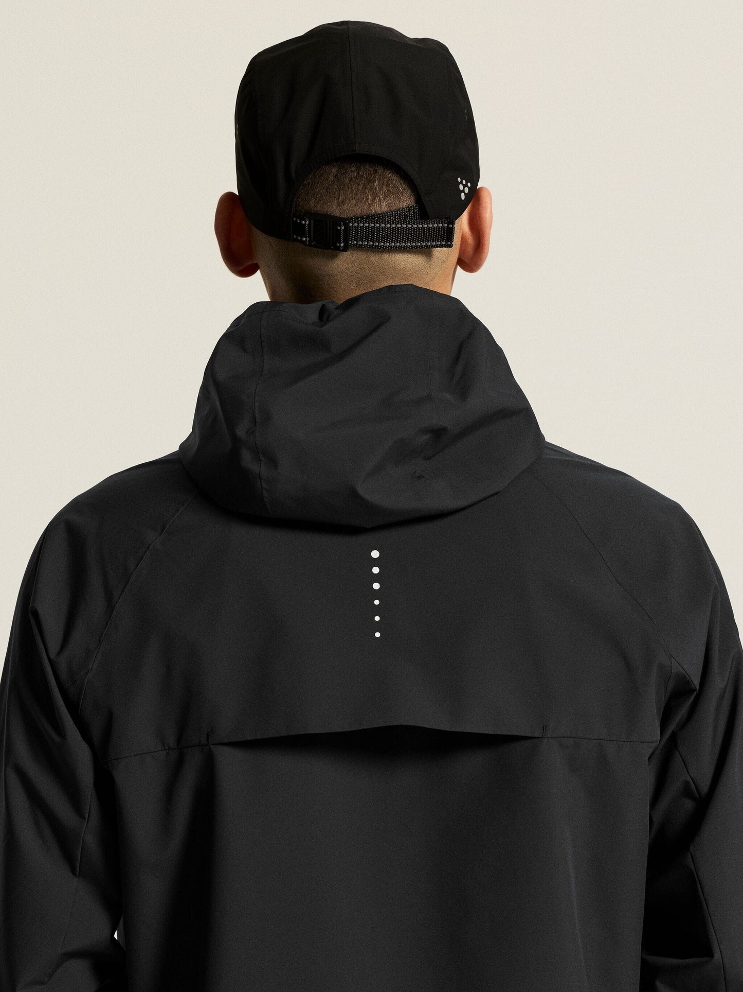 Men's Essence Hydro Jacket 2 - Black Men's Jackets and Vests Craft Sportswear NA