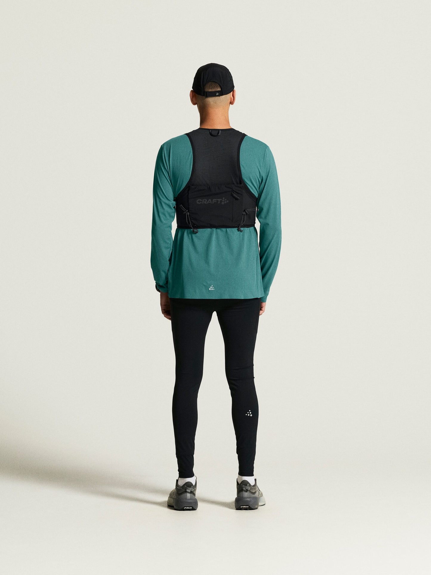 Light Hydration Vest - Black