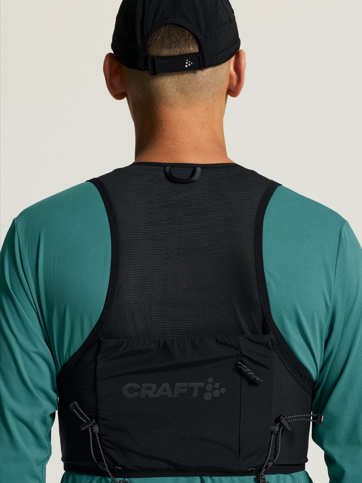 Light Hydration Vest - Black